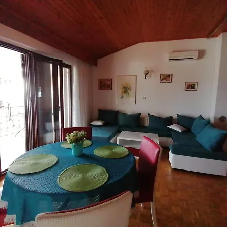 Violetta 公寓 Kožino